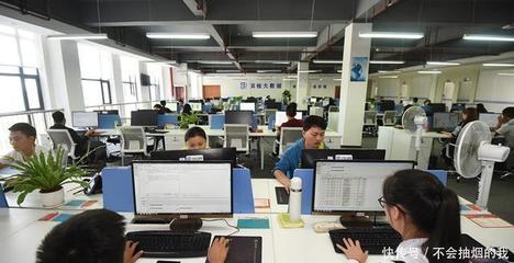 貴安新區(qū)乘風破浪，追“新”逐“服”增長 |